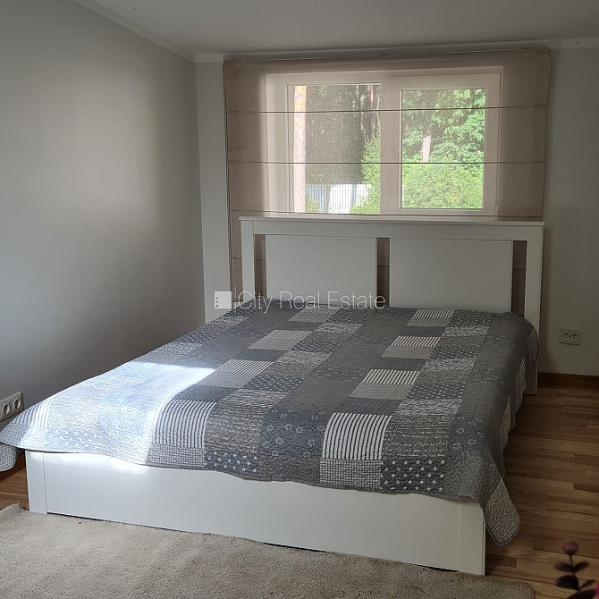 Privātmāja, labiekārtota apzaļumota teritorija, bruģēts piebraucamais ceļš, slēgta Jūrmala - foto 5