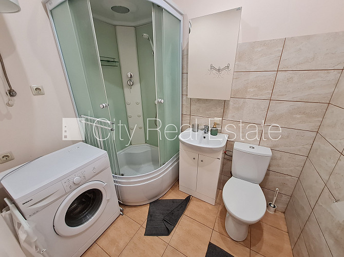 Pagalma māja, slēgts pagalms, beletāža, studio tipa, virtuve apvienota ar istabu, gāzes Rīga - foto 5