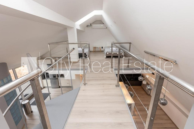 Zeme īpašumā, zaļā teritorija, vieta vairākām automašīnām, ieeja no ielas, ir lifts, Rīga - foto 18