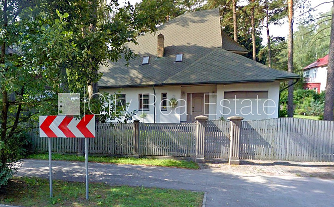 Pagalma māja, ķieģeļu mūra sienas, labiekārtota apzaļumota teritorija, bruģēts Jūrmala - foto 7