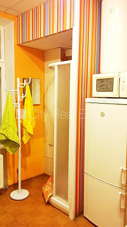 Fasādes māja, renovēta māja, slēgts pagalms, ieeja no ielas, ir lifts, kāpņu telpa pēc Rīga - foto 8