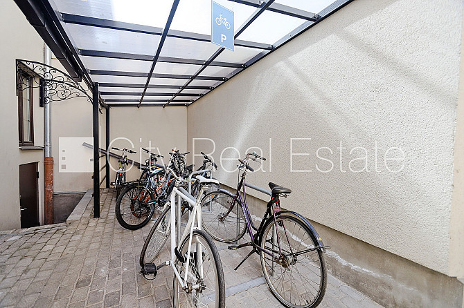 Renovēta māja, logi vērsti uz ielas pusi, guļamistabu skaits 2 gab., istabas izolētas, studio Rīga - foto 19