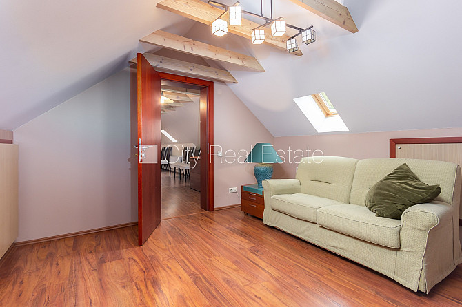 Privātmāja, jaunceltne, labiekārtots apzaļumots pagalms 2544 m2, garāža divām Jūrmala - foto 18