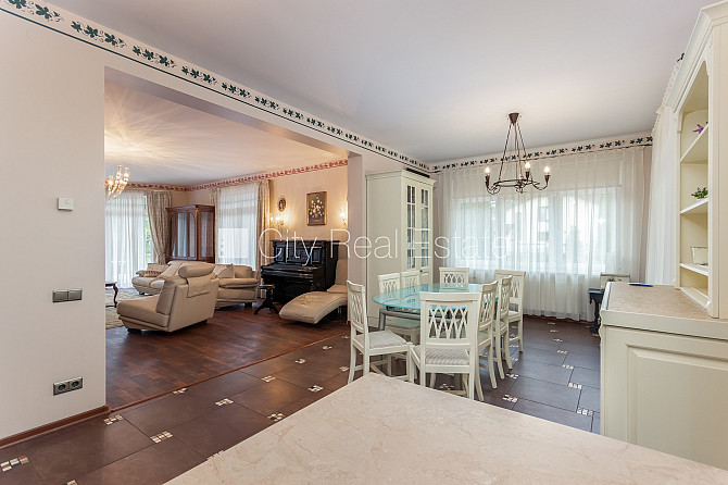 Privātmāja, jaunceltne, labiekārtots apzaļumots pagalms 2544 m2, garāža divām Jūrmala - foto 4