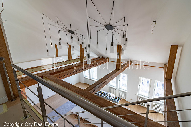 Fasādes māja, renovēta māja, fasāde ar dekoratīvo apmetumu, slēgts pagalms, ieeja no ielas Rīga - foto 4