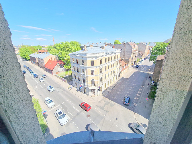 Fasādes māja, renovēta māja, slēgts pagalms, ieeja no ielas un pagalma, mansards, kāpņu Rīga - foto 3