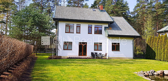 Privātmāja, ķieģeļu mūra sienas, fasāde ar dekoratīvo apmetumu, labiekārtots apzaļumots Jūrmala - foto 2