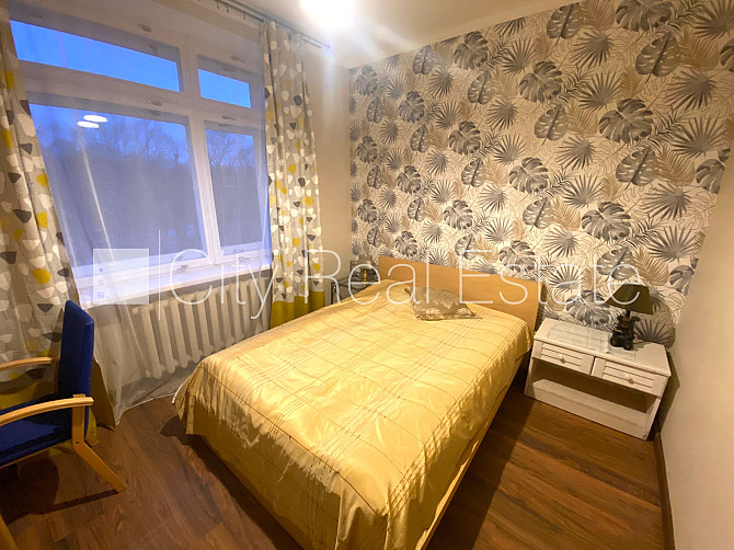 Pagalma māja, labiekārtota apzaļumota teritorija, vieta automašīnai, ir lifts, kāpņu telpa Rīga - foto 7