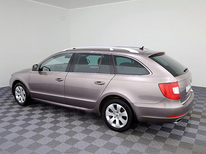 Skoda Superb Comfortline ATM 1.8 118kW Tallina - foto 4