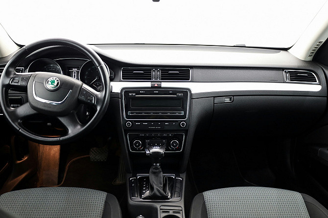 Skoda Superb Comfortline ATM 1.8 118kW Tallina - foto 5
