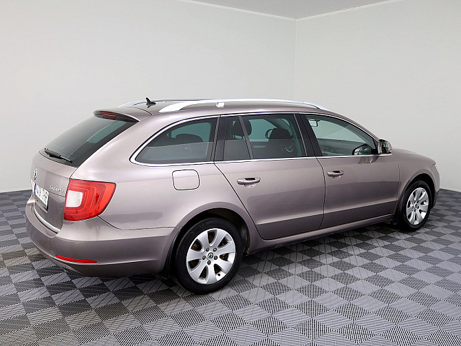 Skoda Superb Comfortline ATM 1.8 118kW Tallina - foto 3