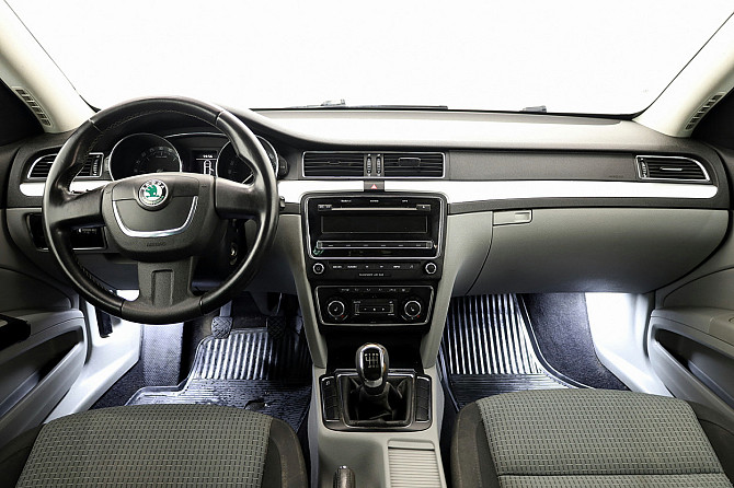 Skoda Superb Comfortline 2.0 TDI 103kW Tallina - foto 5