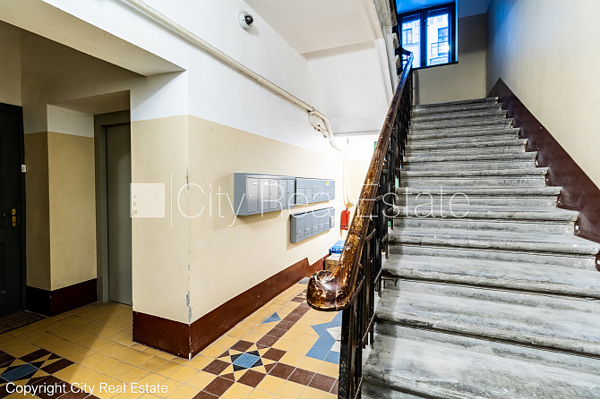 Renovēta māja, labiekārtots apzaļumots pagalms, slēgts pagalms, ir lifts, istabas izolētas 2 Rīga - foto 17