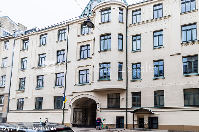 Renovēta māja, labiekārtots apzaļumots pagalms, slēgts pagalms, ir lifts, istabas izolētas 2 Rīga - foto 19