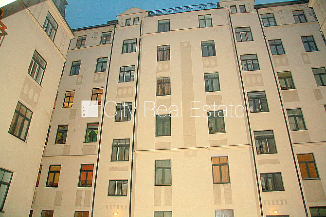 Renovēta māja, slēgta teritorija, kāpņu telpa pēc kosmētiskā remonta, viena istaba Rīga - foto 20