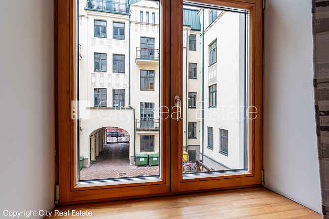 Pagalma māja, labiekārtots apzaļumots pagalms, slēgta teritorija, apsargāta teritorija, ieeja Rīga - foto 2