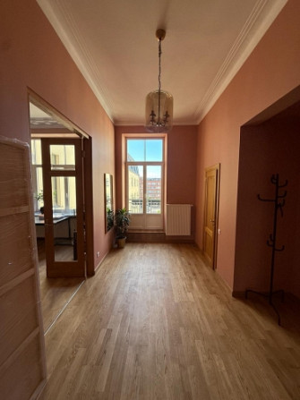 Iznomā mēbelētas biroja telpas Rīgas centrā  Pieejamas 4 mēbelētas telpas (13 m, 16 m, 17 m Rīga - foto 8