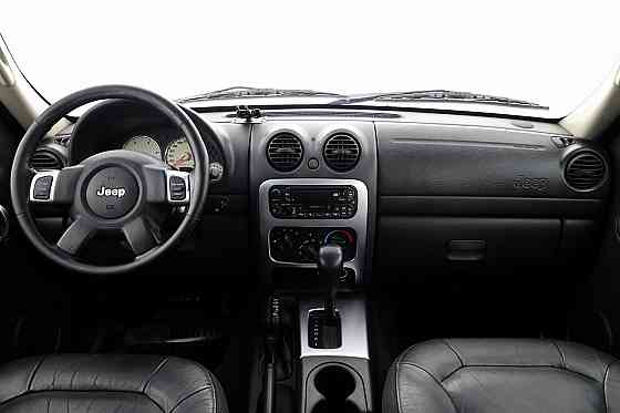 Jeep Cherokee Limited 4x4 2.8 CRD 110kW Tallina