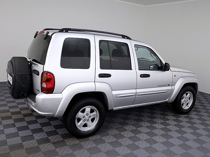 Jeep Cherokee Limited 4x4 2.8 CRD 110kW Tallina - foto 3