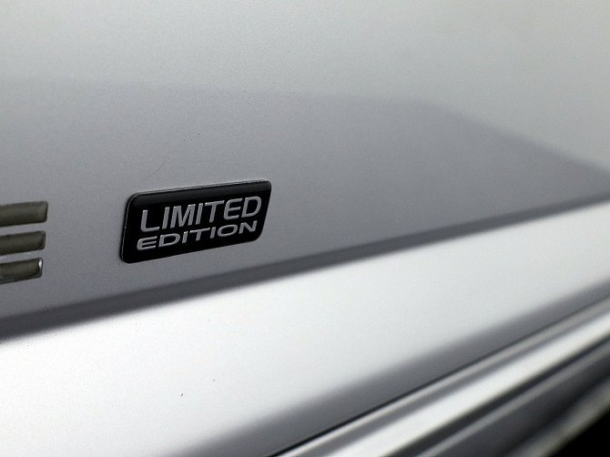 Jeep Cherokee Limited 4x4 2.8 CRD 110kW Tallina - foto 8