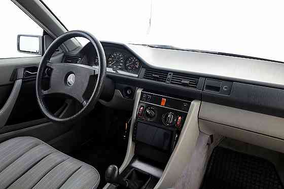 Mercedes-Benz E 230 Coupe 2.3 97kW Таллин
