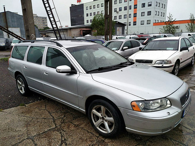 Volvo V70 Facelift LPG 2.4 103kW Tallina - foto 1