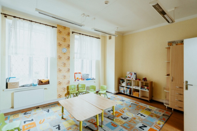 Atsevišķi stāvoša četru stāvu ēka Rīgas centrā.  + Ēka šobrīd tiek izmantota biroju Rīga - foto 3