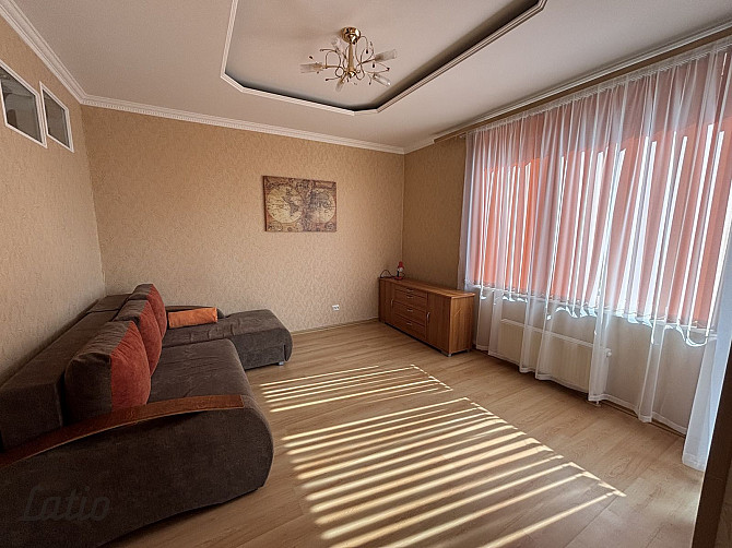 Plašs 2istabu dzīvoklis Pļavniekos ar balkonu jaunajā projektā.

Plānojuma apraksts:
-2 Rīga - foto 1
