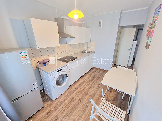 Projekts - Kalpaka Residence, fasādes māja, renovēta māja, ieeja no ielas, ir lifts, kāpņu Rīga - foto 2