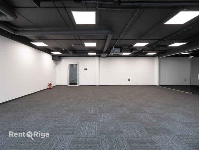Modern office in the Quiet Centre, located on the 2nd floor of a newly built office building.  The l Рига - изображение 3