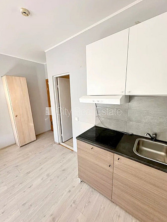 Šo dzīvokli izīrē pa diennaktīm (īstermiņa īre), īres cena sludinājumā norādīta par Rīga - foto 4