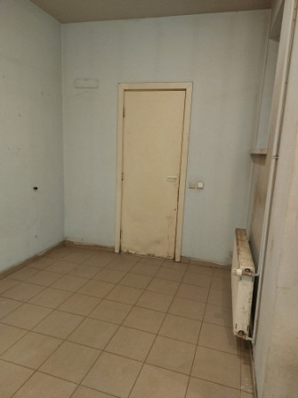 Iznomā servisa telpas Āgenskalnā  410 m, 1. stāvs, 12 telpas  Tiek iznomātas plašas servisa Rīga - foto 5