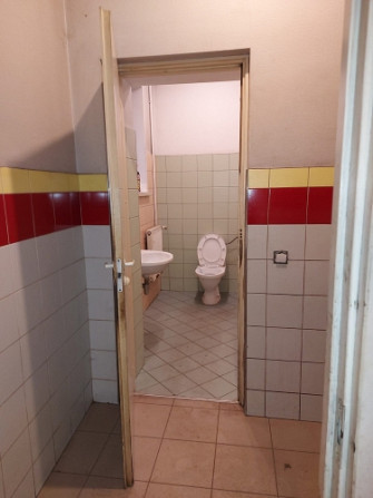 Iznomā servisa telpas Āgenskalnā  410 m, 1. stāvs, 12 telpas  Tiek iznomātas plašas servisa Rīga - foto 7