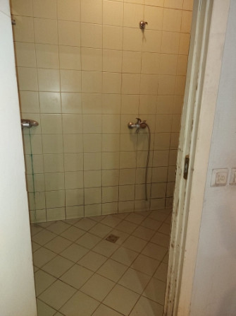 Iznomā servisa telpas Āgenskalnā  410 m, 1. stāvs, 12 telpas  Tiek iznomātas plašas servisa Rīga - foto 6