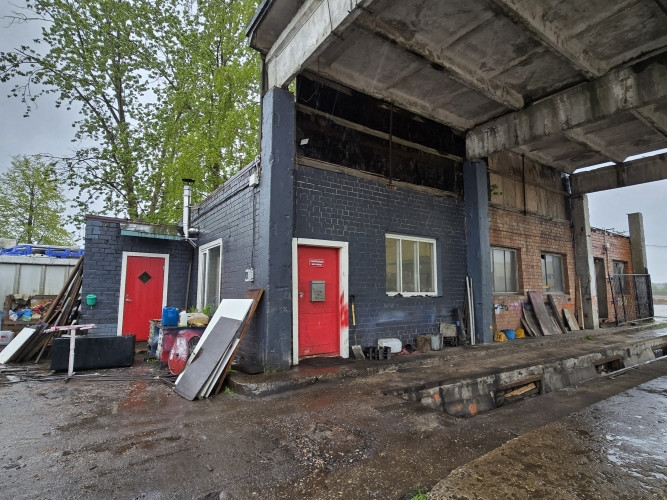 Pārdod komerciālu īpašumu ar 5 ēkām un 1.861 ha zemes  Rumbula, Rīga Adrese: Vējstura iela Rīgas rajons - foto 2