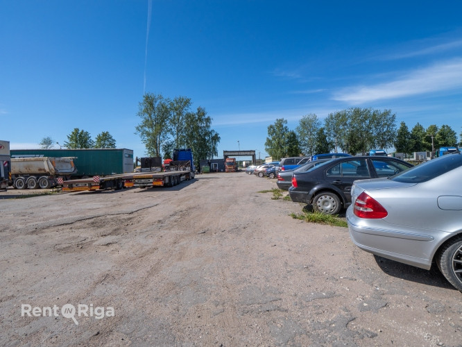 Pārdod komerciālu īpašumu ar 5 ēkām un 1.861 ha zemes  Rumbula, Rīga Adrese: Vējstura iela Rīgas rajons - foto 17