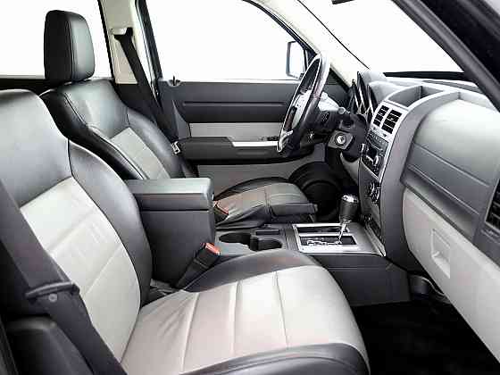 Dodge Nitro Luxury ATM 2.8 CRD 130kW Tallina