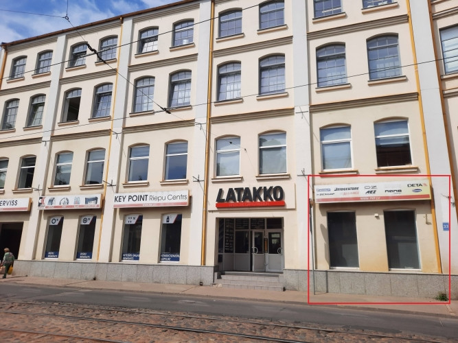 Iznomā komerctelpas ar showroom Āgenskalnā  66 m  Tiek iznomātas funkcionālas komerctelpas ar Rīga - foto 1