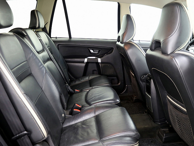Volvo XC90 Summum Facelift ATM 2.4 D5 136kW Tallina - foto 7