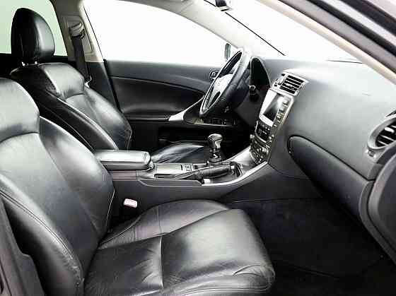 Lexus IS 220 Luxury 2.2 D 130kW Tallina