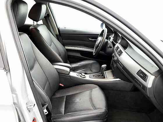 BMW 320 Touring Executive ATM 2.0 D 130kW Таллин