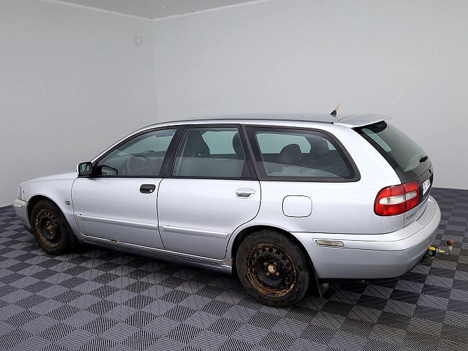 Volvo V40 Estate Facelift 1.9 TDI 85kW Таллин - изображение 4
