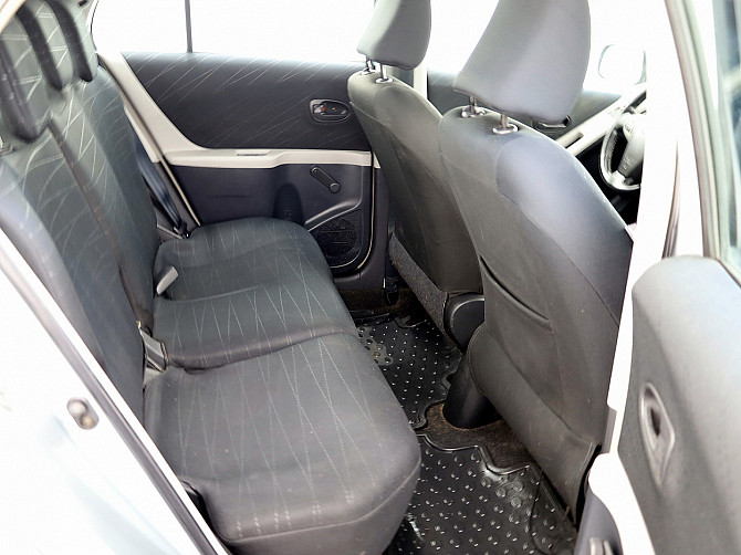 Toyota Yaris Comfort 1.4 D4D 66kW Tallina - foto 7