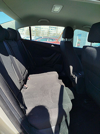 Volkswagen Passat Comfortline 2.0 110kW Таллин - изображение 7