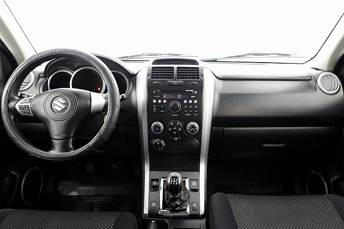 Suzuki Grand Vitara Comfort 4x4 2.0 103kW Таллин - изображение 5