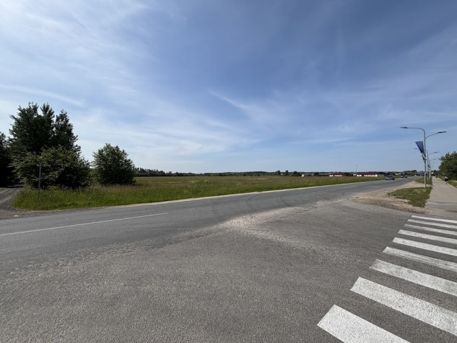 Pārdod 1,92 ha lielu zemes gabalu Ādažos.  Ir izstrādāts detālplānojums, kas paredz sadali 7 Ādažu novads - foto 4