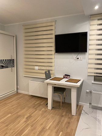 Renovēta māja, labiekārtota apzaļumota teritorija, studio tipa, virtuve apvienota ar istabu, Rīga - foto 5