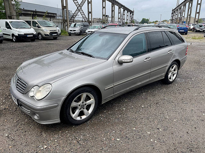 Mercedes-Benz C 220 Avantgarde Facelift ATM 2.1 CDI 110kW Таллин - изображение 2