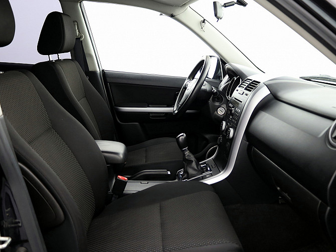 Suzuki Grand Vitara Comfort 4x4 2.0 103kW Таллин - изображение 6