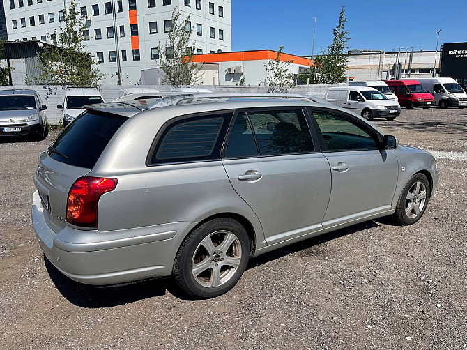 Toyota Avensis Linea Sol ATM 2.0 108kW Tallina - foto 3
